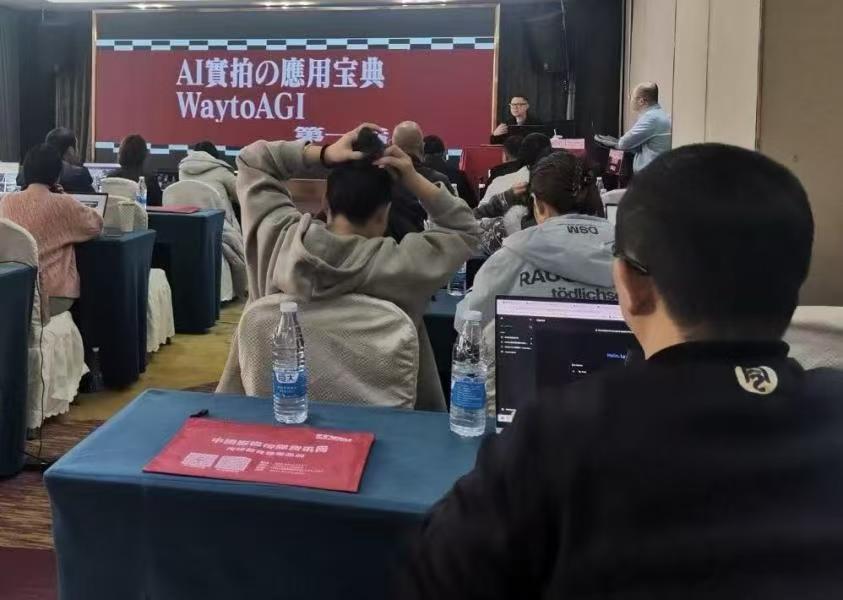 adf24cae2b084e7492d4b26d61a2e153.jpg